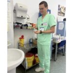 Grevă japoneză şi în spitalele din Tulcea şi Măcin. Sindicaliştii din Sanitas poartă ecusoane, dar continuă să lucreze