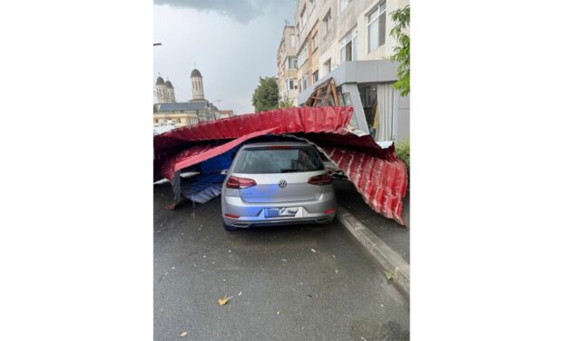 Acoperişurile de pe blocuri, la control. Primăria Tulcea a notificat asociaţiile de proprietari să le verifice legalitatea