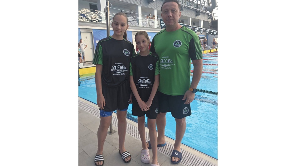 Antonia Maria Zadacencu şi Bianca-Maria Drugă au reprezentat Tulcea la Campionatul Naţional de Înot