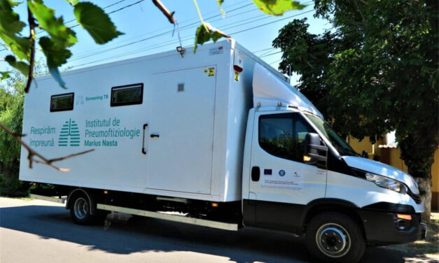Aproape 950 de tulceni au beneficiat de testări gratuite în cadrul caravanei pentru depistarea precoce a tuberculozei