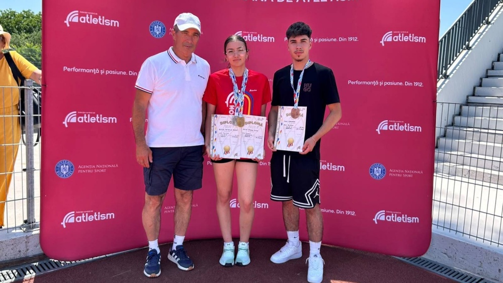 Campionatul Naţional de Atletism U18: Alesia Boşcă – aur la suliţă şi argint la aruncarea greutăţii. Cristian Cănănău, medaliat cu bronz la suliţă