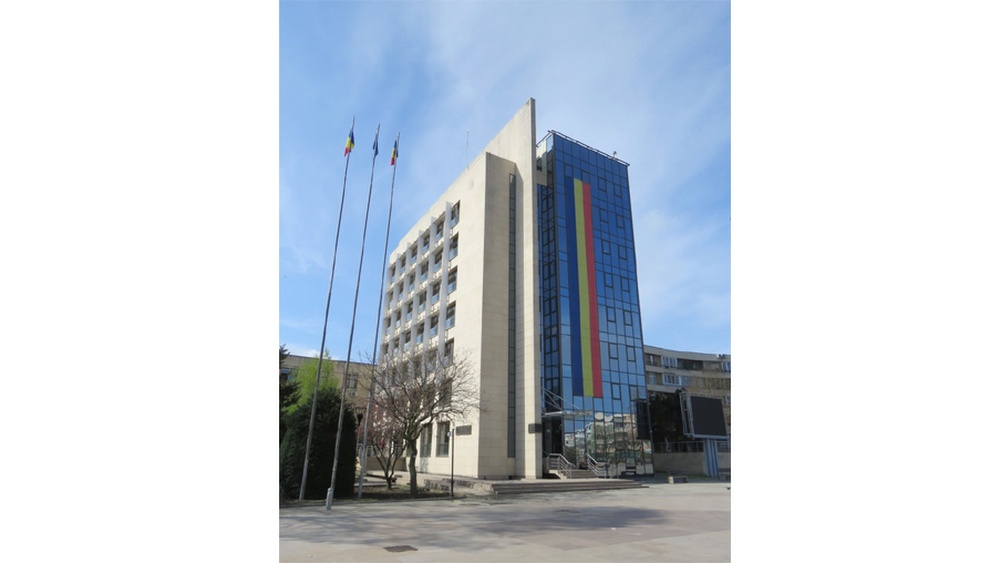 Consiliul Judeţean Tulcea vrea să cumpere două autovehicule hibrid prin Programul Rabla