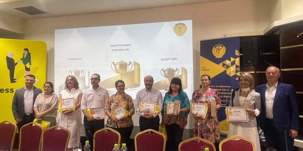 Contabilii din Tulcea şi-au sărbătorit ziua: CECCAR a premiat cei mai buni profesionişti. Ziarul „Delta” a primit Premiul pentru dialog în comunitate