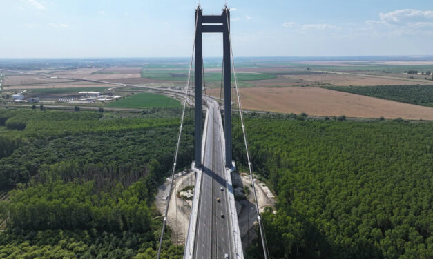 Lucrări de asfaltare pe podul suspendat peste Dunăre, în perioada 6 – 10 iulie