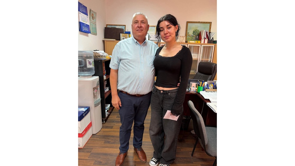 Mândrie pentru comuna Somova! Delia-Mihaela Cazacu, profesor suplinitor de matematică, a fost admisă la Medicină