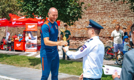 Pompierul Ciprian Comişan, medalie de bronz la competiţia „Cel mai puternic pompier”