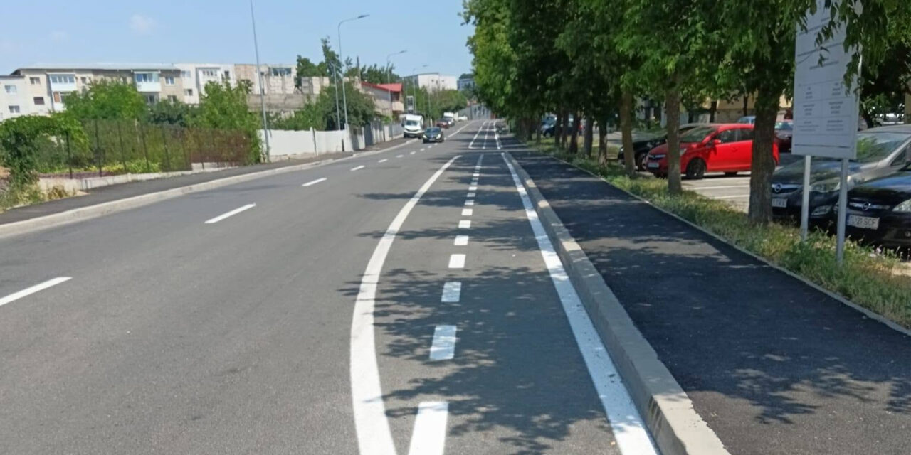 Strada Eternităţii a fost finalizată. Primarul Ştefan Ilie, explicaţii pentru tulcenii care critică amenajarea pistei pentru biciclete: „Ca să primim aceşti bani, câteva condiţii au fost obligatorii, iar una dintre ele a fost şi marcarea unor piste de biciclete”