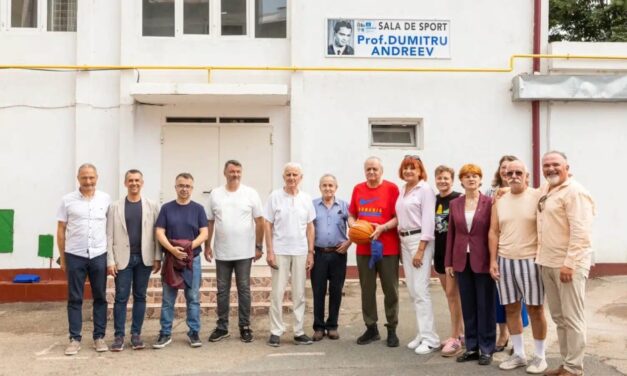 Sala de sport a Colegiului Naţional „Spiru Haret” poartă numele profesorului Dumitru Andreev