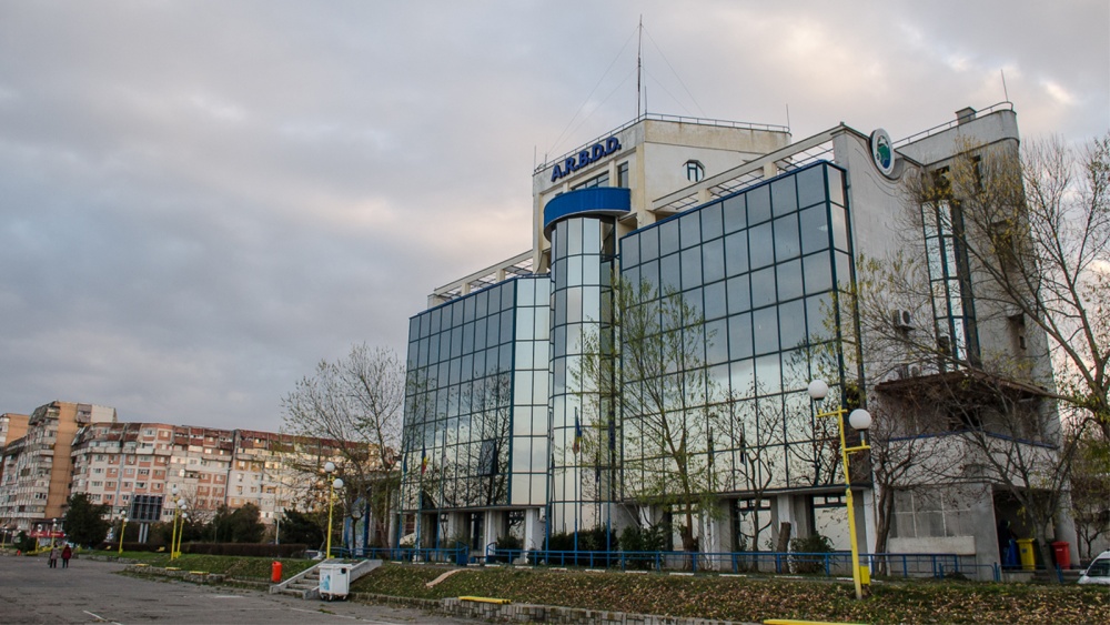 ARBDD se reorganizează. „Direcţia-mamut” dispare, iar atribuţiile de reglementare şi monitorizare vor fi separate