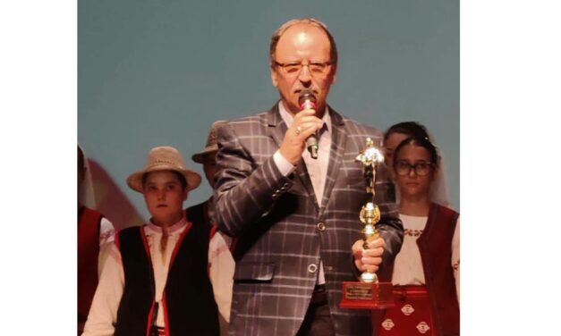 Horia Teodorescu şi Ştefan Coman, premiaţi la Gala Celebrităţilor din Dobrogea