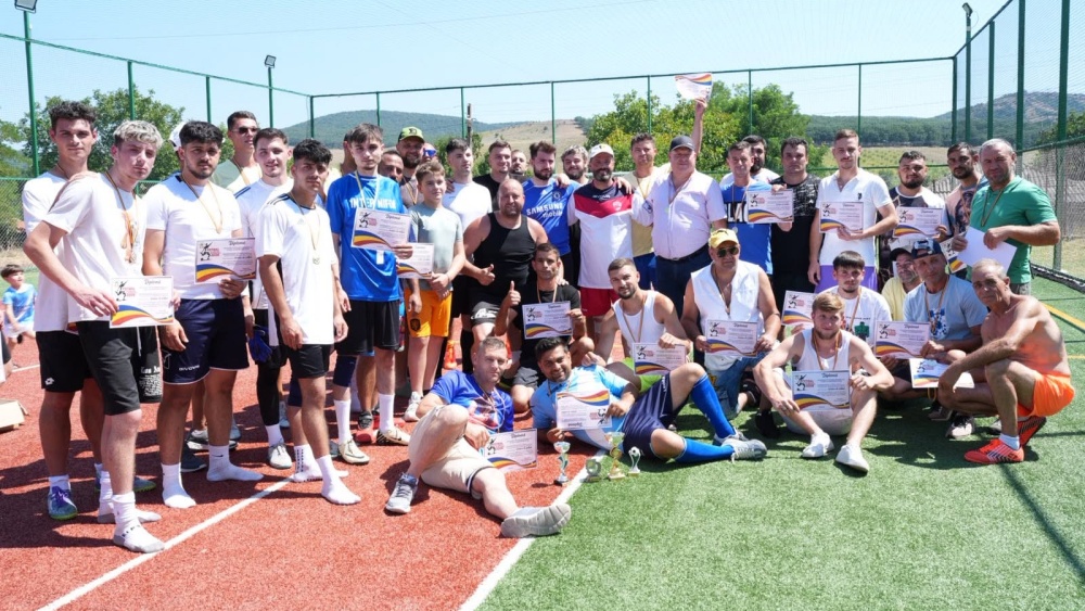 „Cupa Comunităţii” a reunit zeci de participanţi la Hamcearca. Primarul Doru Marius Caludi: „Îmi doresc ca astfel de evenimente să devină o frumoasă tradiţie”