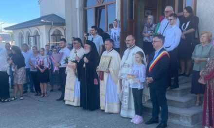 Centrul social al Parohiei „Sfinţii Împăraţi Constantin şi Elena”, binecuvântat la un secol şi jumătate de la prima slujbă