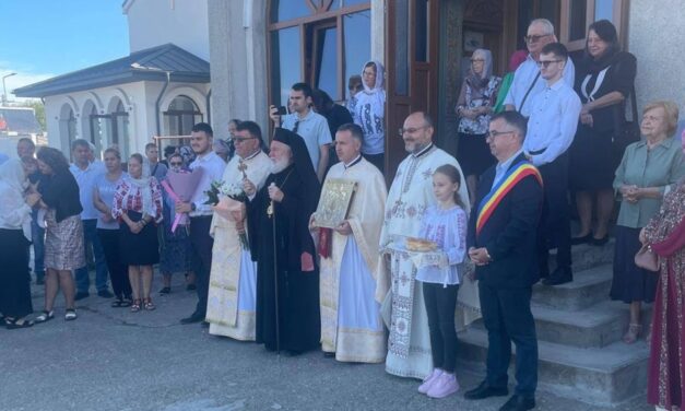 Centrul social al Parohiei „Sfinţii Împăraţi Constantin şi Elena”, binecuvântat la un secol şi jumătate de la prima slujbă