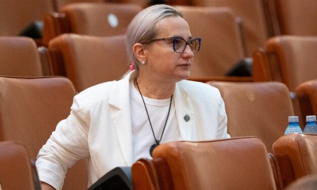 Deputatul AUR de Tulcea Elena Doboş cere Ministerului Agriculturii măsuri urgente pentru crescătorii de oi şi capre din Tulcea, după confirmarea a patru focare de variolă