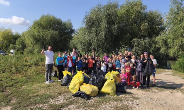 Chilia Veche s-a mobilizat de Ziua Curăţeniei Naţionale. Primarul Timur Ceauş: „Prin efort comun putem avea grijă de locul în care trăim”