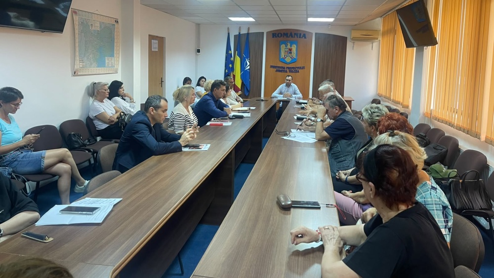 Mirosul neplăcut din zona Spitalului TBC, reclamat la Prefectură