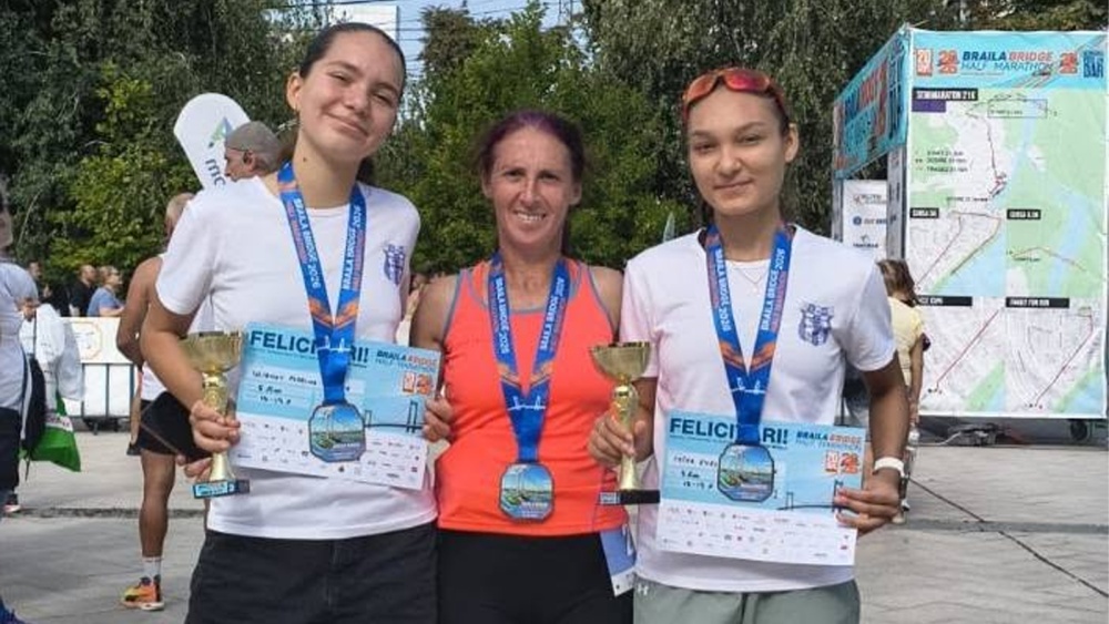 Podium pentru atletismul tulcean la Brăila Bridge Half Marathon