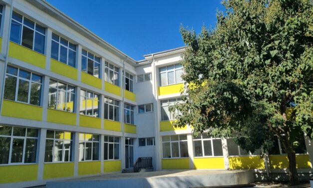 Proiectul de investiţii pentru reabilitarea Liceului Teoretic „Grigore Moisil” şi a internatului, închis oficial