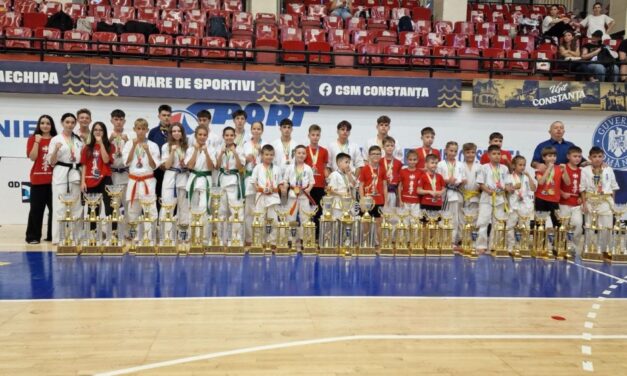 Revenire în forţă pentru karatiştii lui Pănuţă: Spectacol şi 40 de medalii la „International Black Sea Warriors Cup”