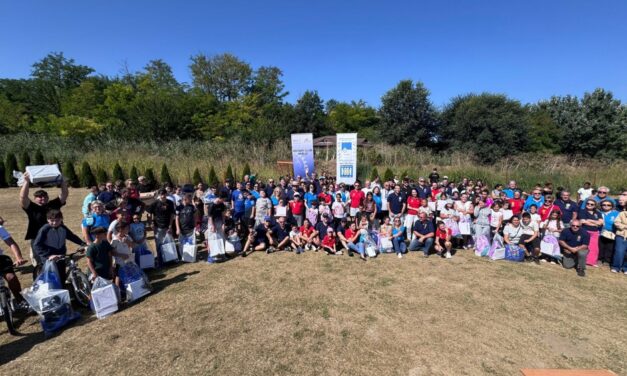Speranţă pentru viitor: Cluburile Rotary aduc bucurie şi sprijin digital pentru 100 de copii din Nufăru