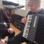 Lăutăria, canto şi pictura, printre cele mai căutate cursuri ale Centrului Cultural „Jean Bart” Tulcea