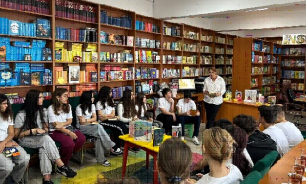 Luna Bibliotecilor Şcolare, celebrată la Şcoala Gimnazială Nr. 12 din Tulcea
