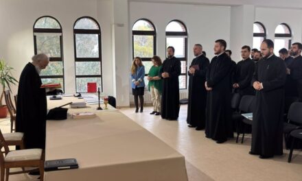 Părintele Ioan Strat, despre preoţii tulceni instruiţi în adicţii: „Oamenii se deschid mai uşor în faţa unui preot decât în faţa unui angajat în uniformă”