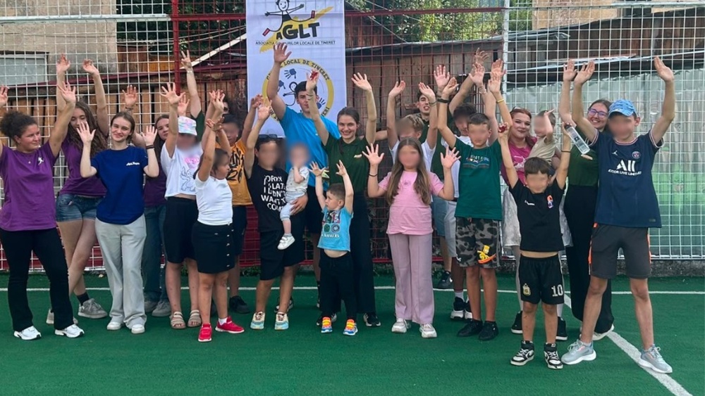 Weekend plin de culoare la Tulcea: Caravana „Joc şi Poveste” aduce dansuri, ateliere şi o mare Zi de Joacă în Orăşelul Copiilor   