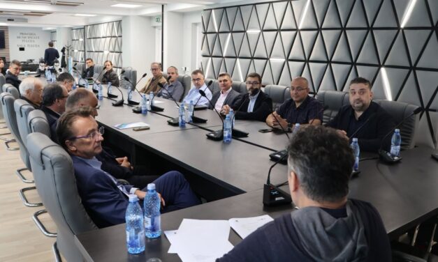Capcana Inteligenţei Artificiale: Cum a ajuns un tulcean nevinovat „turnător la Securitate” în ochii ChatGPT